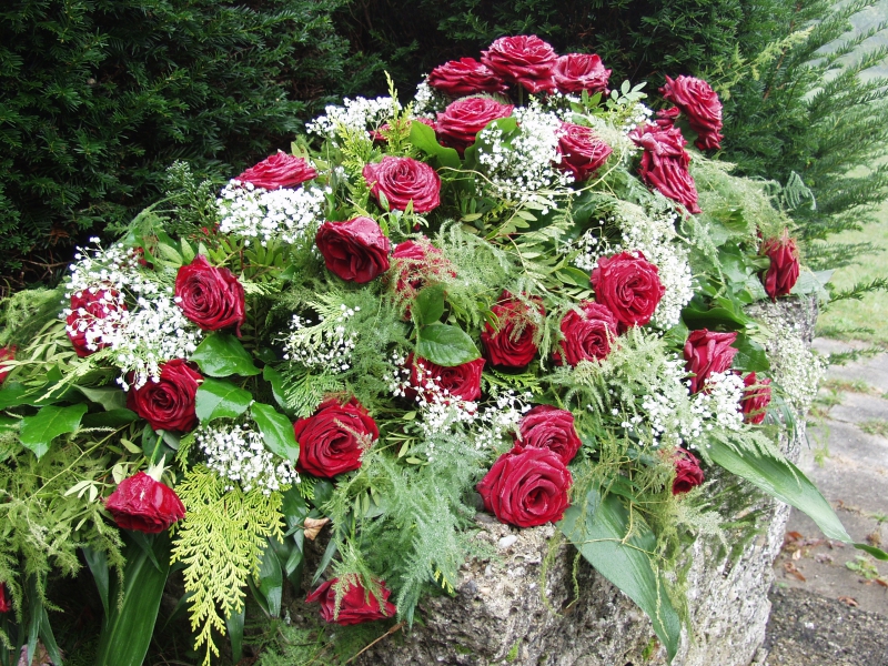 funeraire-DURANUS-min_roses-61203